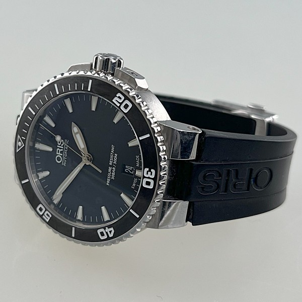 ORIS AQUIS DATE DIVER, Stahl/Kautschuk + Stahlband, Automatik, 40 mm, Full Set, 03/2014, deutsche AL